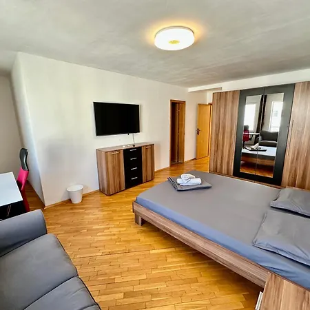 Apartment Central District 3 Bedroom Place Plovdiv