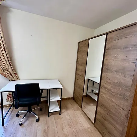 Central District 3 Bedroom Place Apartment Plovdiv
