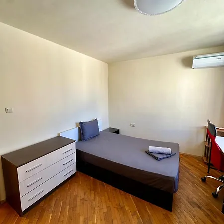 Apartment Central District 3 Bedroom Place Plovdiv