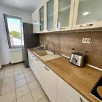 Central District 3 Bedroom Place Apartment