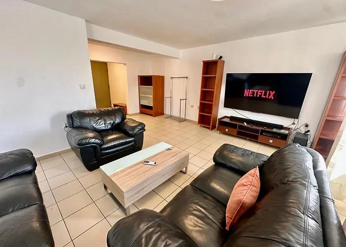 Central District 3 Bedroom Place