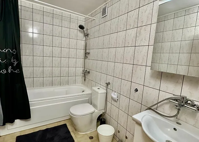 Central District 3 Bedroom Place 公寓 *